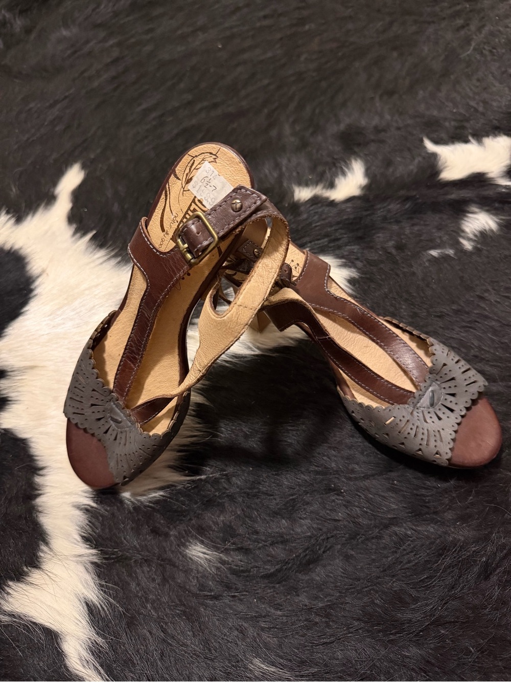 Pikolino’s Slingback Kitten Heels, Tan and Gray Leather NWT